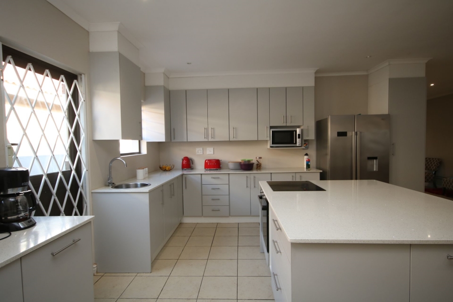 4 Bedroom Property for Sale in Fairview Golf Estate Western Cape